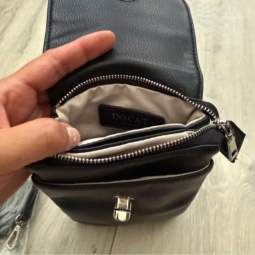 Black Leather Phone Pouch case